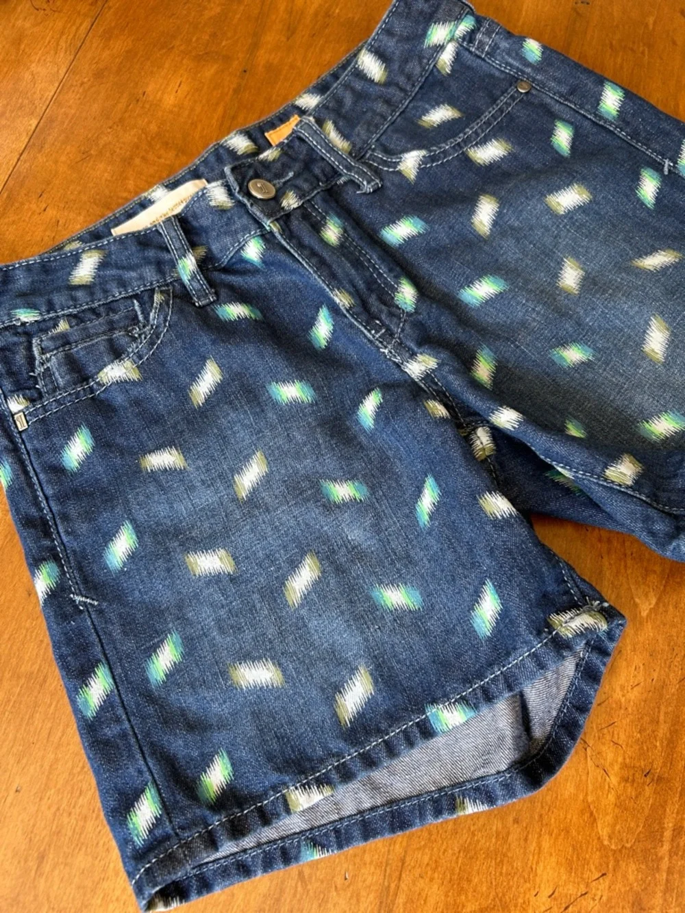 Pilcro and the Letterpress Denim Shorts, size 27 - Picture 1 of 8